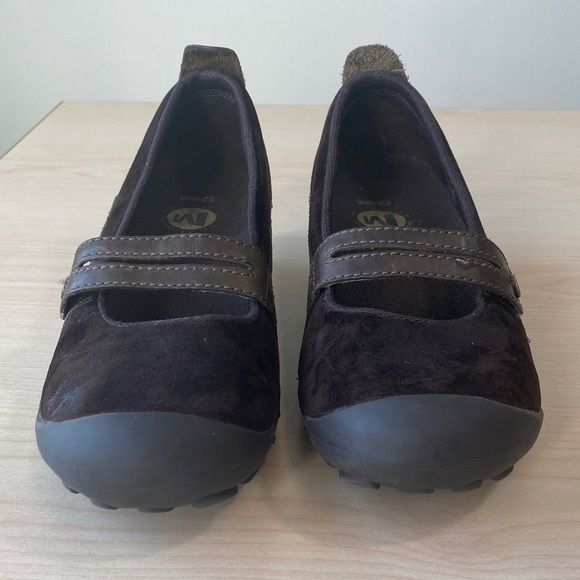 Merrell Women's Dark Suede Flats with Leather Strap - Picture 2 of 8